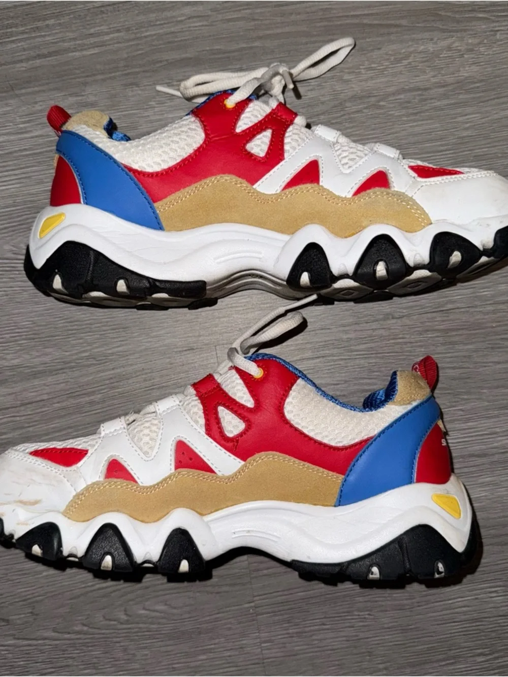 Skechers D'lites 2 X One Piece Women's Sneakers Luffy Limited Edition - Picture 3 of 6
